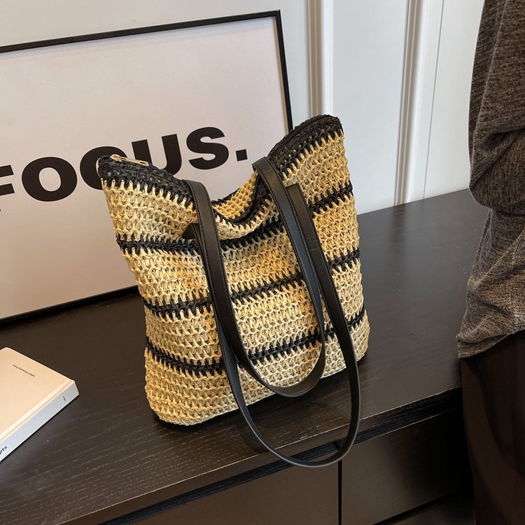 Woven Tote Bag – Lightweight, Stylish & Everyday Use