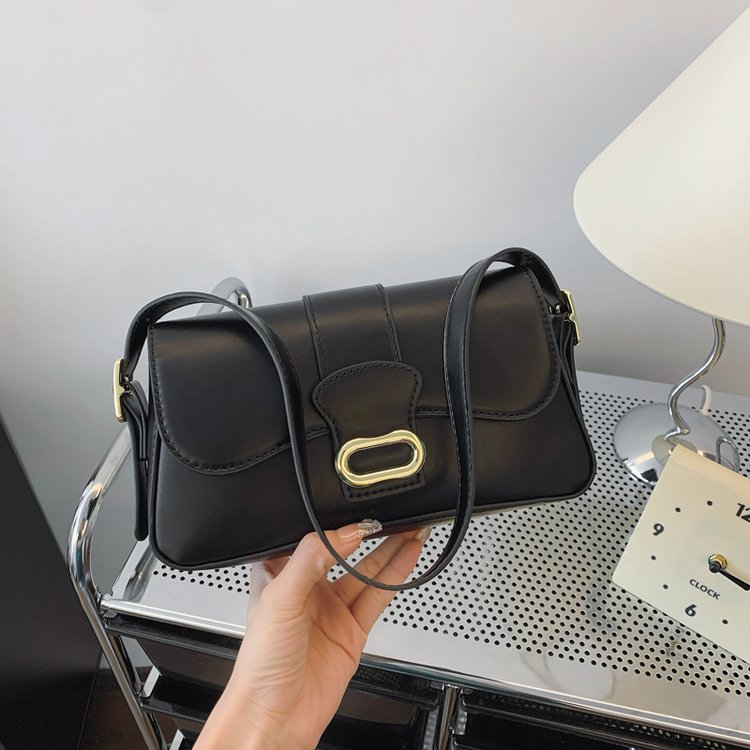 Classic Shoulder Bag – Practical, Stylish & Everyday Essential