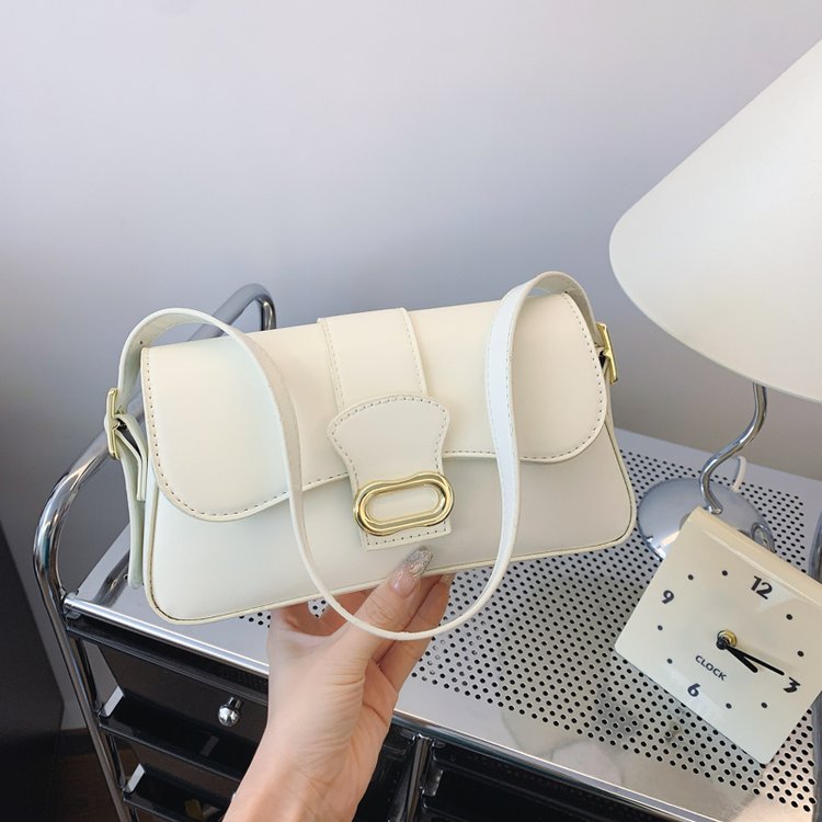 Classic Shoulder Bag – Practical, Stylish & Everyday Essential