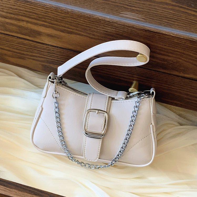 Classic Shoulder Bag – Practical, Stylish & Everyday Essential