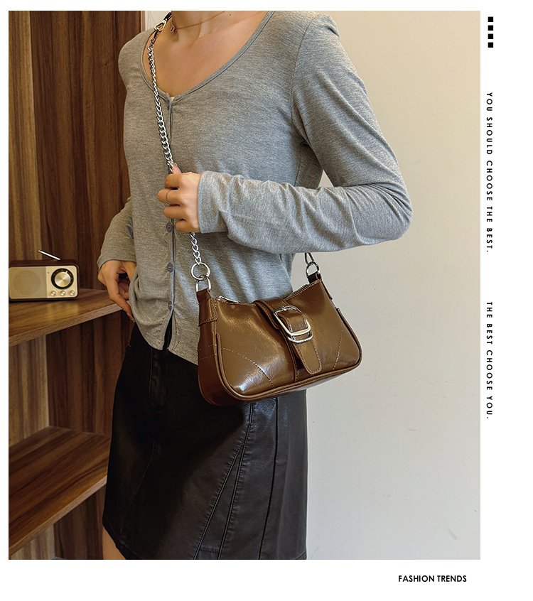 Classic Shoulder Bag – Practical, Stylish & Everyday Essential