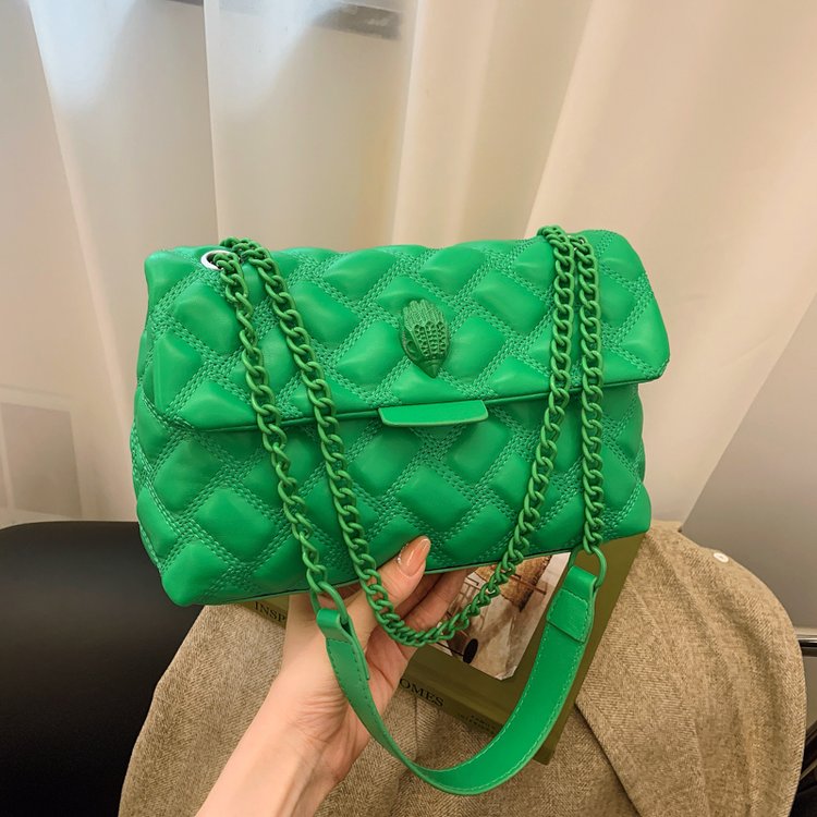 Classic Shoulder Bag – Practical, Stylish & Everyday Essential