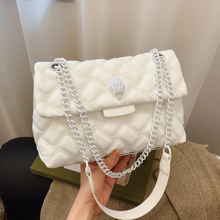 Classic Shoulder Bag – Practical, Stylish & Everyday Essential