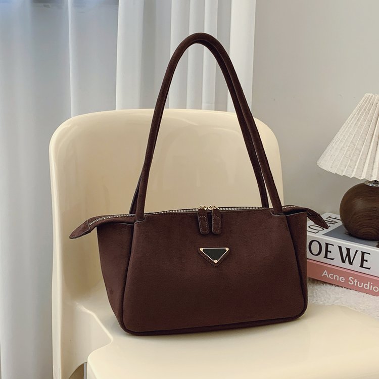 Classic Shoulder Bag – Practical, Stylish & Everyday Essential