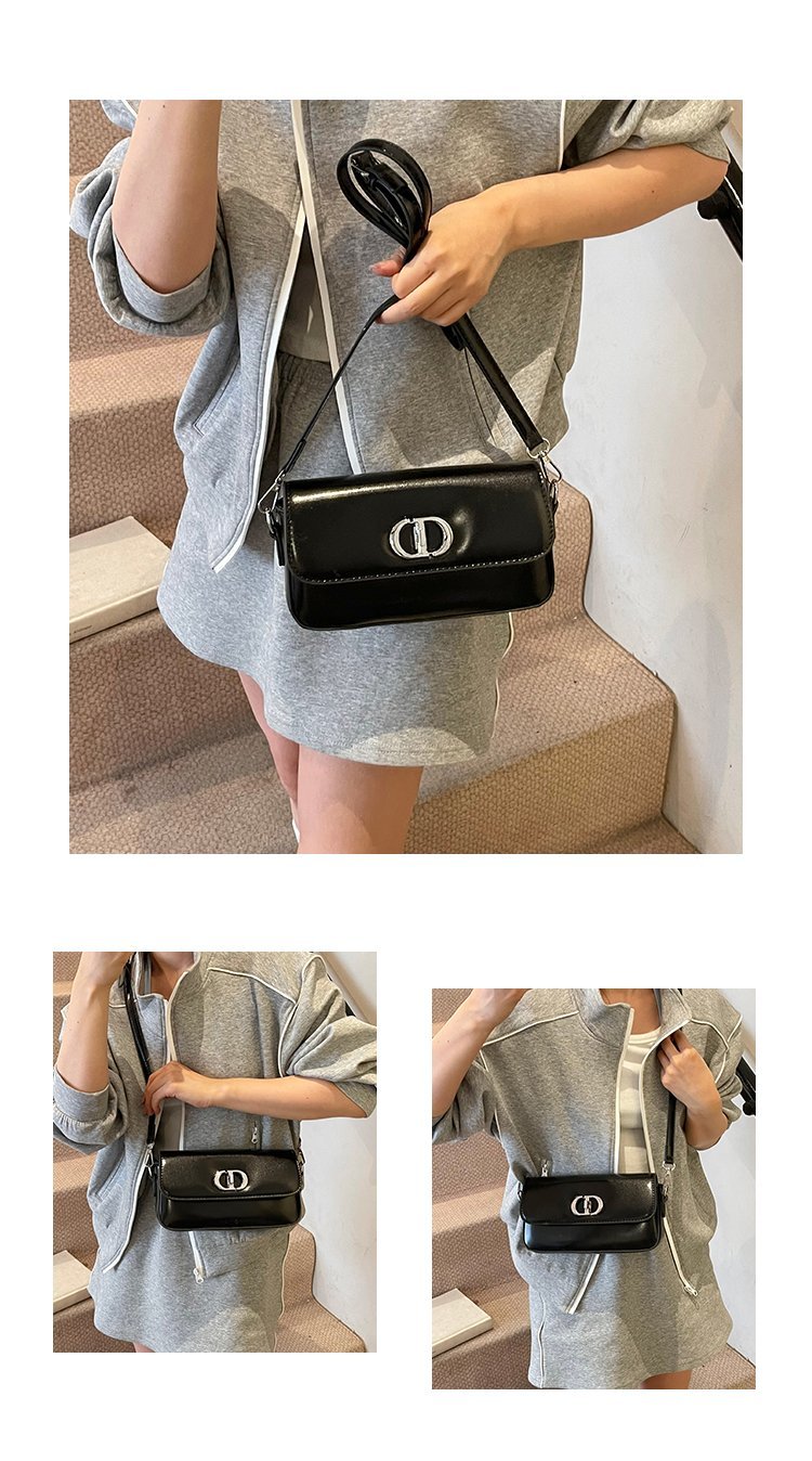 Classic Shoulder Bag – Practical, Stylish & Everyday Essential