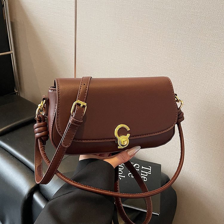 Classic Shoulder Bag – Practical, Stylish & Everyday Essential