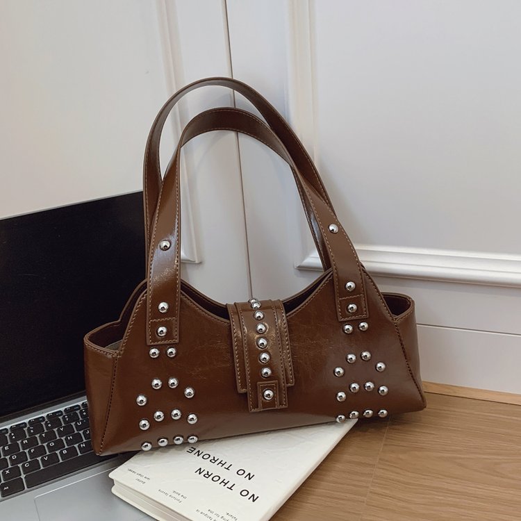 Classic Shoulder Bag – Practical, Stylish & Everyday Essential