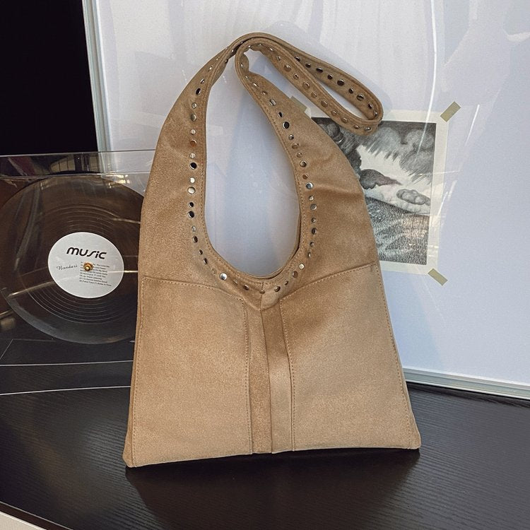 Classic Shoulder Bag – Practical, Stylish & Everyday Essential