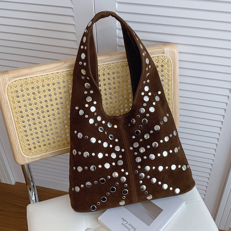 Classic Shoulder Bag – Practical, Stylish & Everyday Essential