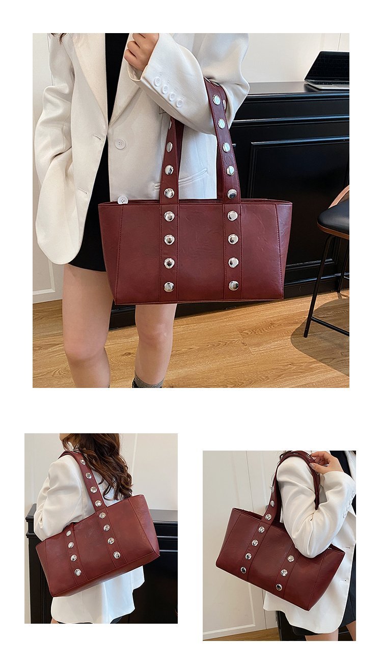 Classic Shoulder Bag – Practical, Stylish & Everyday Essential