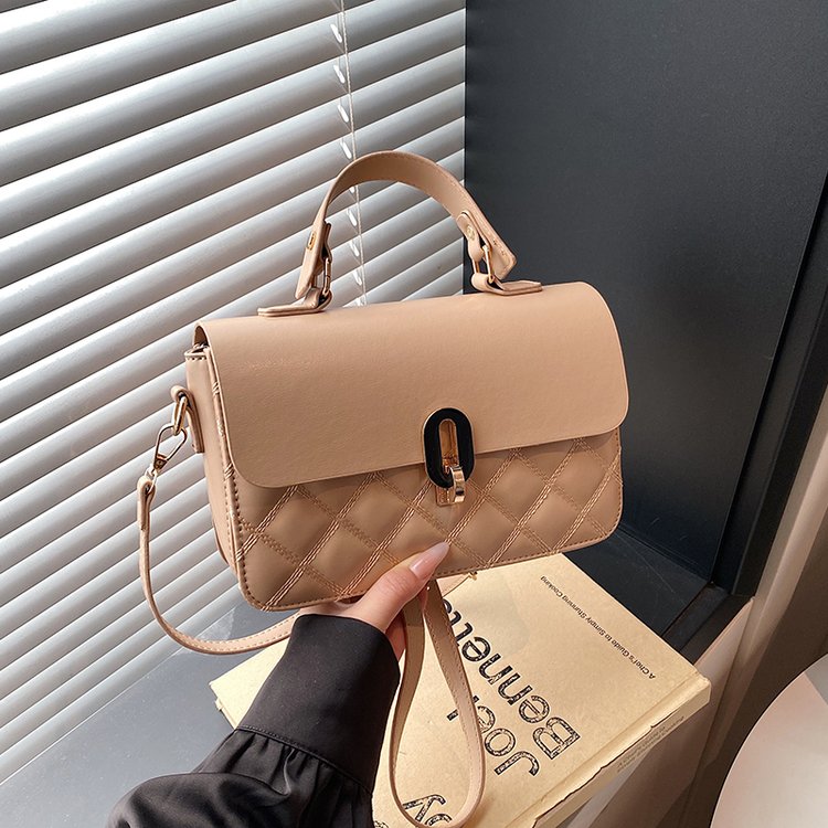 Classic Shoulder Bag – Practical, Stylish & Everyday Essential