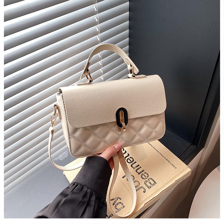 Classic Shoulder Bag – Practical, Stylish & Everyday Essential