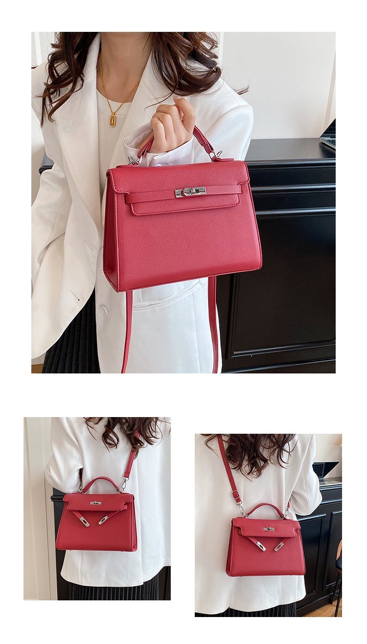 Classic Shoulder Bag – Practical, Stylish & Everyday Essential