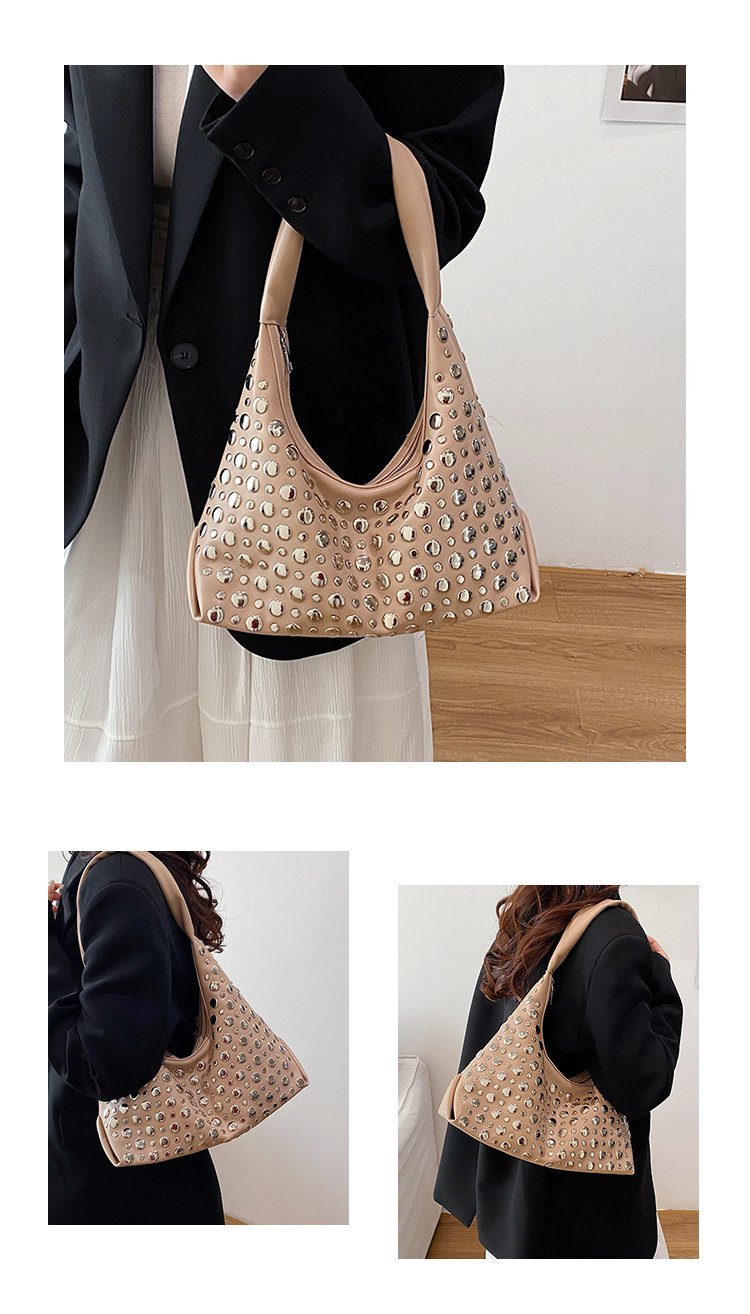 Classic Shoulder Bag – Practical, Stylish & Everyday Essential