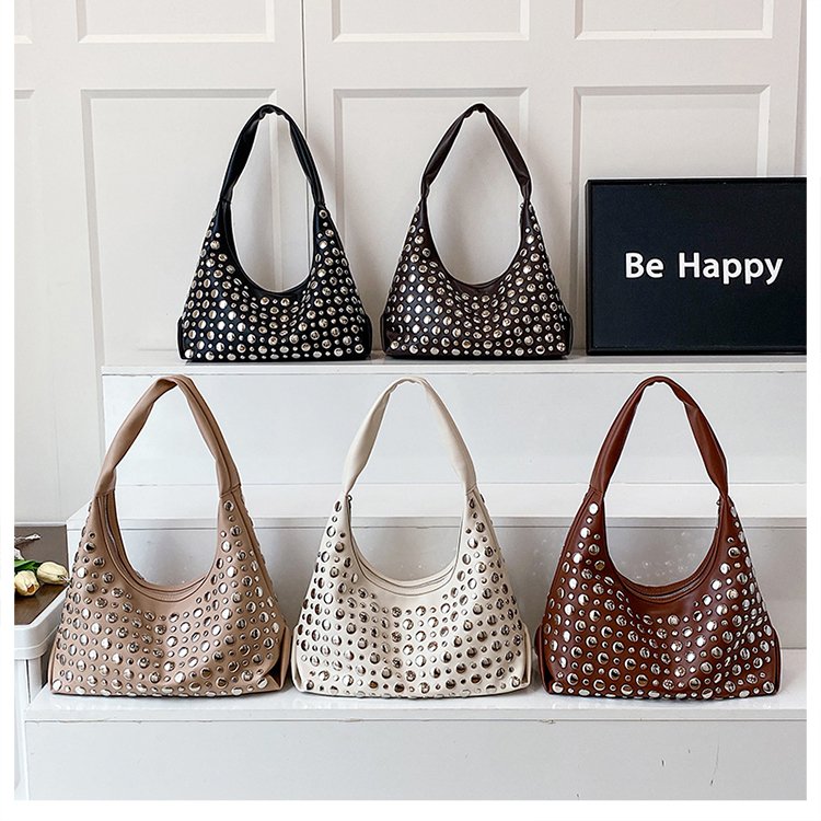 Classic Shoulder Bag – Practical, Stylish & Everyday Essential